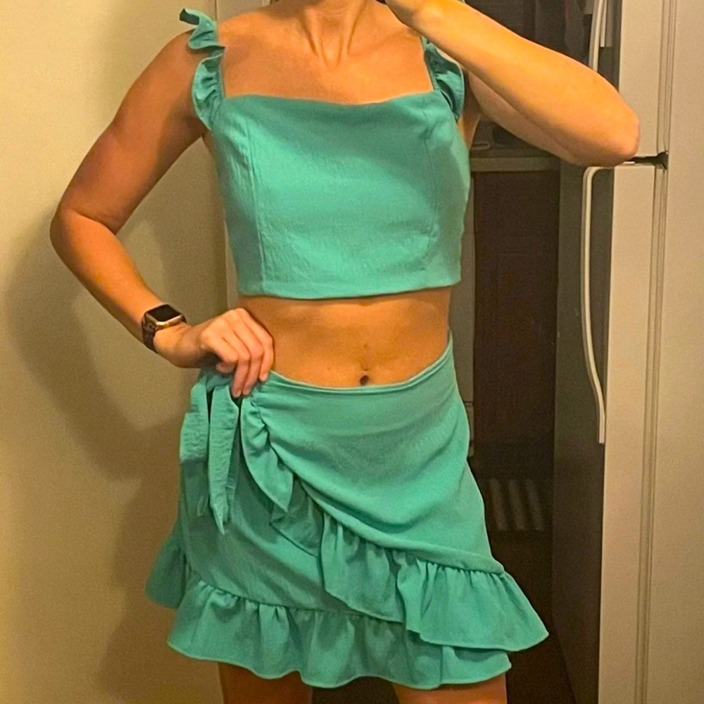Two piece set
